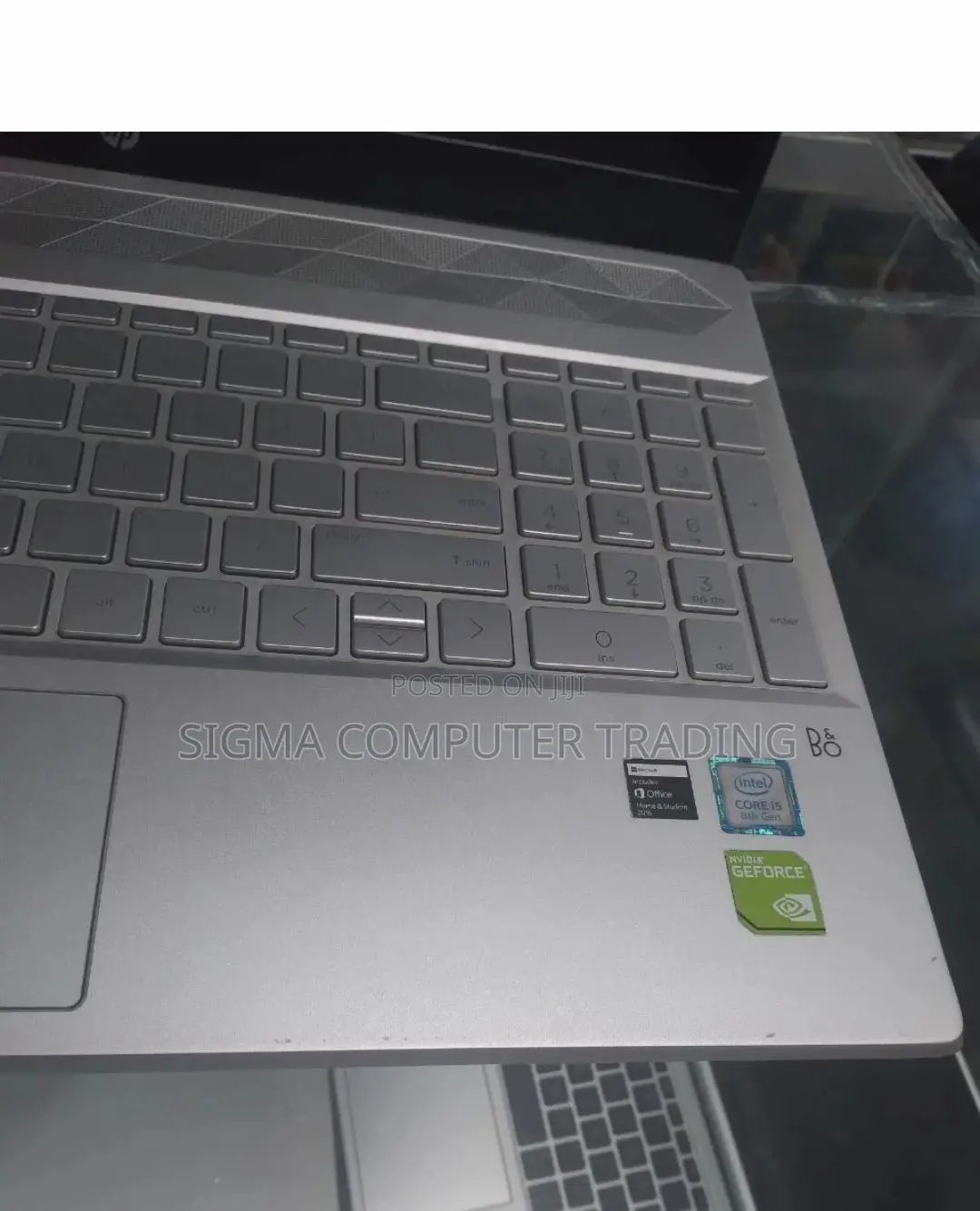 New Laptop HP Pavilion 15 8GB Intel Core I5 HDD 1T