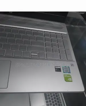 New Laptop HP Pavilion 15 8GB Intel Core I5 HDD 1T