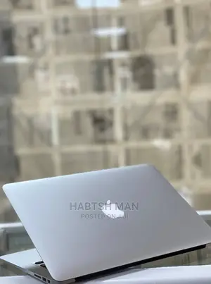 New Laptop Apple MacBook 2014 4GB Intel Core I5 SSD 128GB