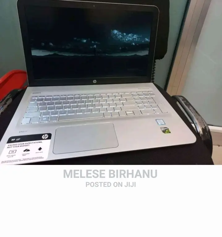 New Laptop HP Envy 4 8GB Intel Core i5 HDD+SSD 1T