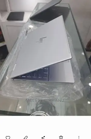 New Laptop HP Envy 13 8GB Intel Core i7 SSD 512GB