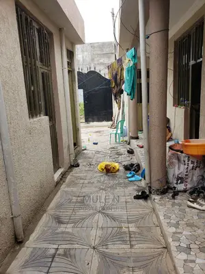 Furnished 5bdrm House in ሰሚት አከባቢ, Bole for Sale