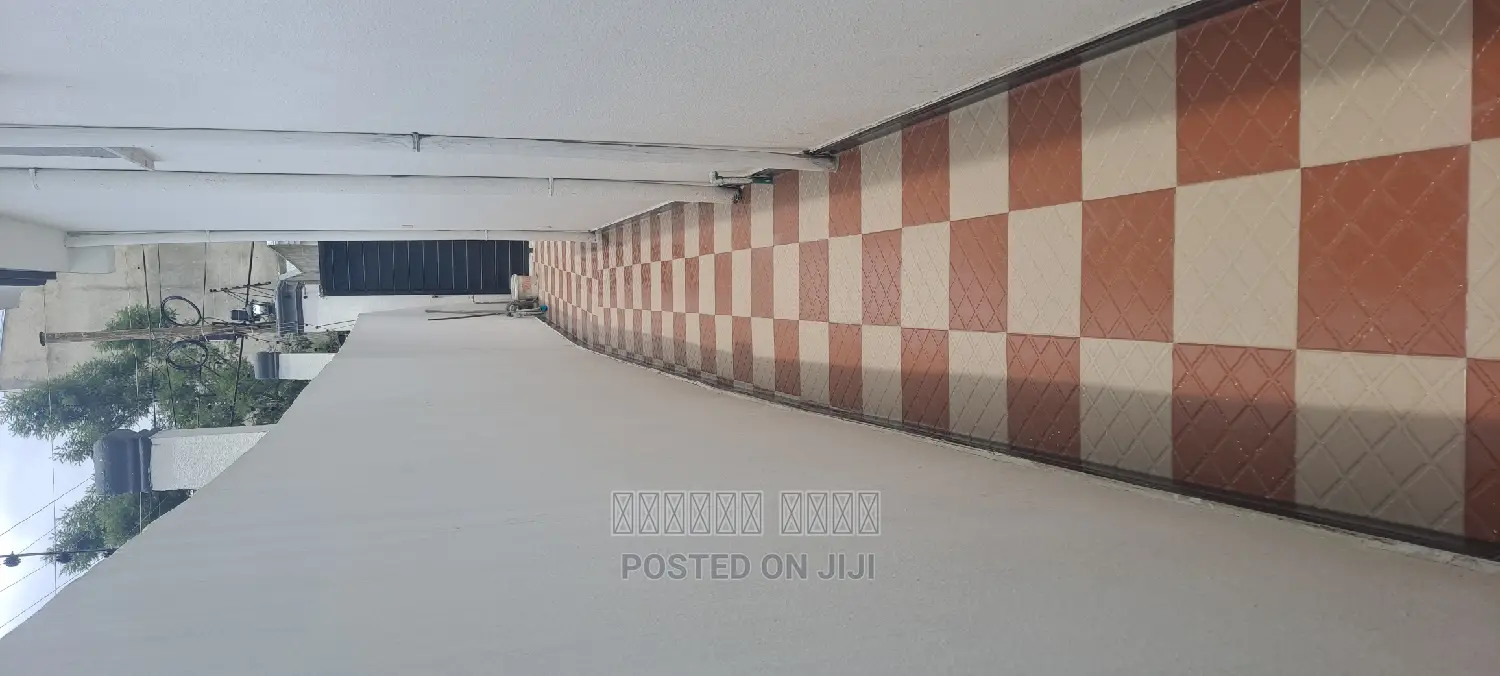 Furnished 4bdrm House in Vila, Bole for Sale