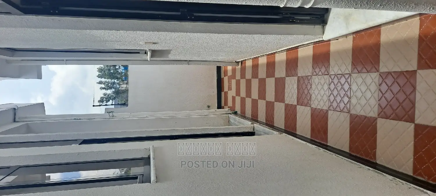 Furnished 4bdrm House in Vila, Bole for Sale