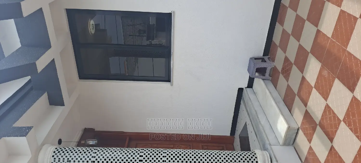 Furnished 4bdrm House in Vila, Bole for Sale