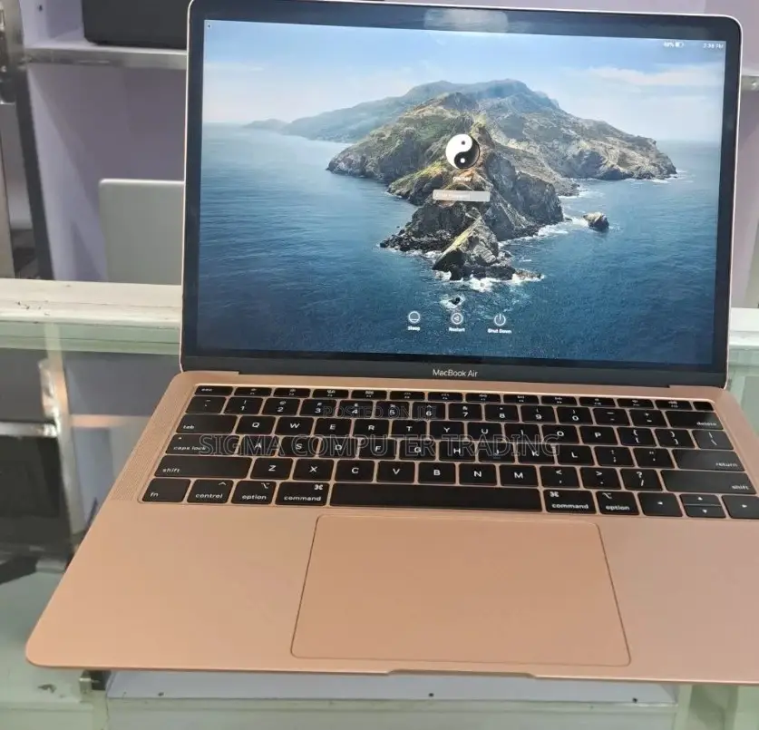 New Laptop Apple MacBook Air 2019 8GB Intel Core I5 SSD 128GB