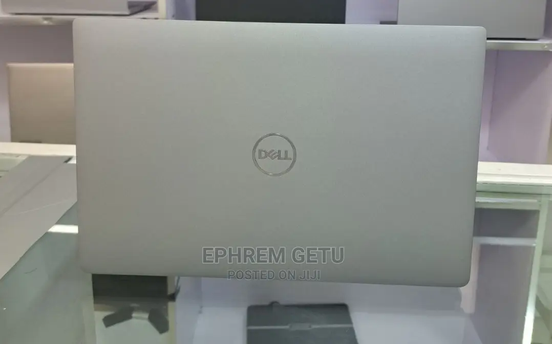 New Laptop Dell Inspiron 13 5000 16GB Intel Core I5 SSD 512GB
