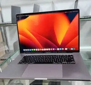 New Laptop Apple MacBook Pro 2019 16GB Intel Core I9 SSD 512GB