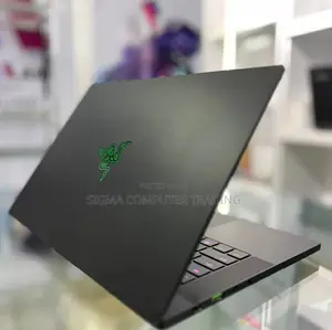 New Laptop Razer Blade 16GB AMD Ryzen 9 SSD 1T