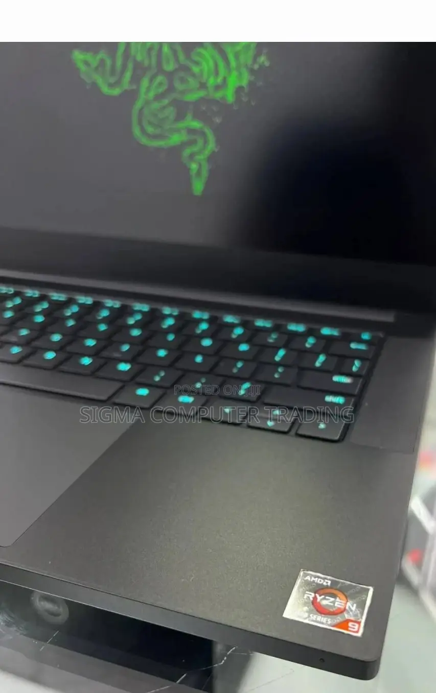 New Laptop Razer Blade 16GB AMD Ryzen 9 SSD 1T