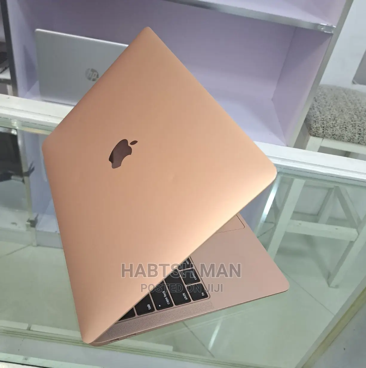 New Laptop Apple MacBook 2019 8GB Intel Core I5 SSD 128GB