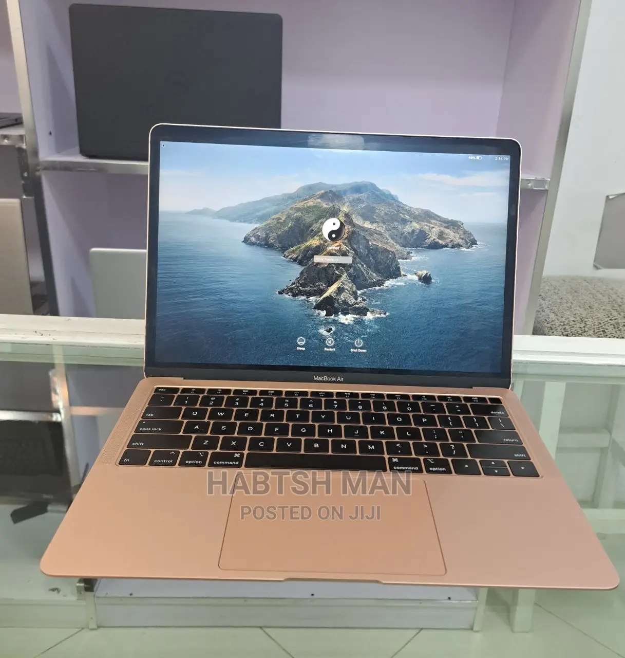 New Laptop Apple MacBook 2019 8GB Intel Core I5 SSD 128GB