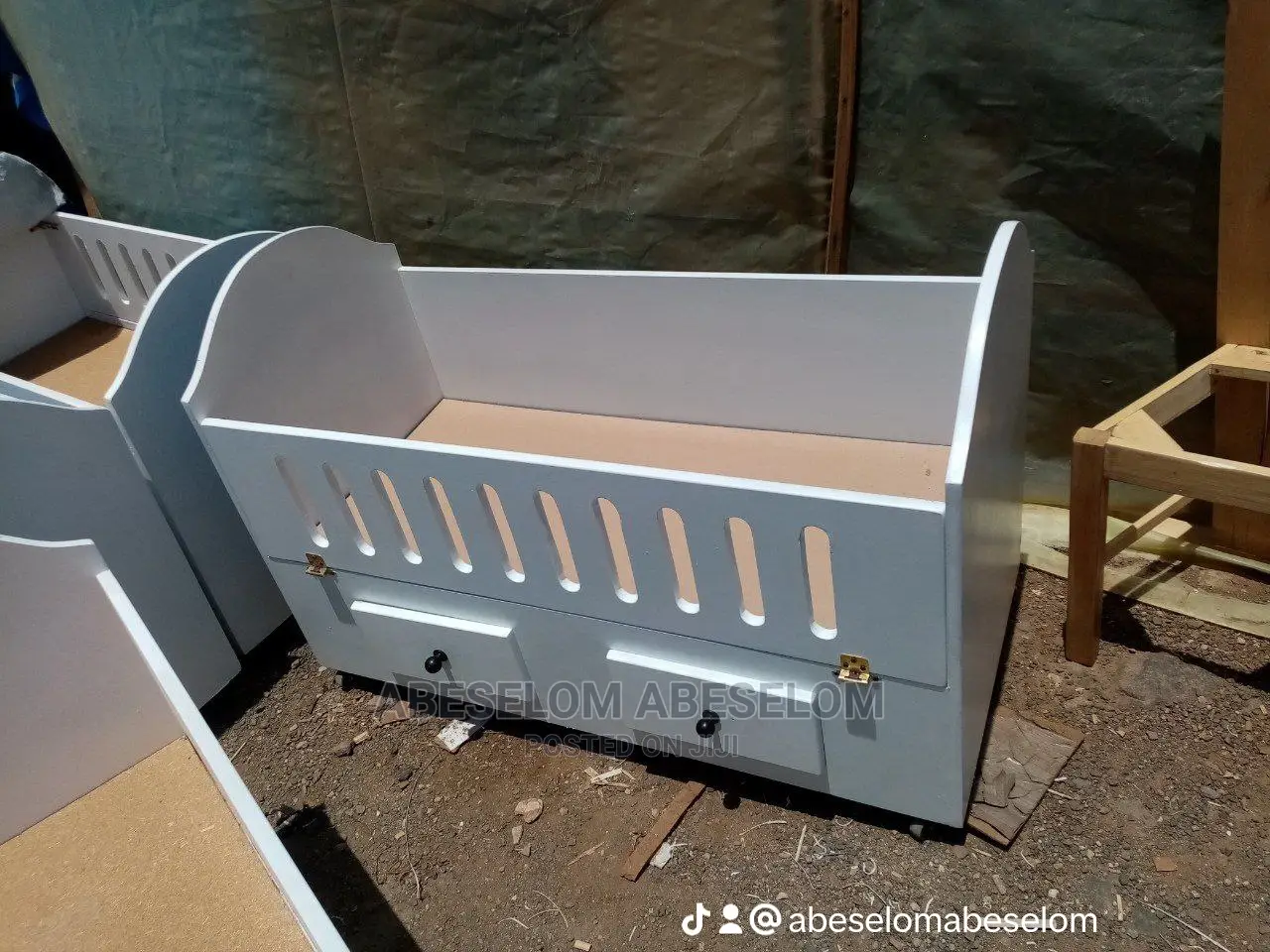 የሚያምሩ የልጆች አልጋ