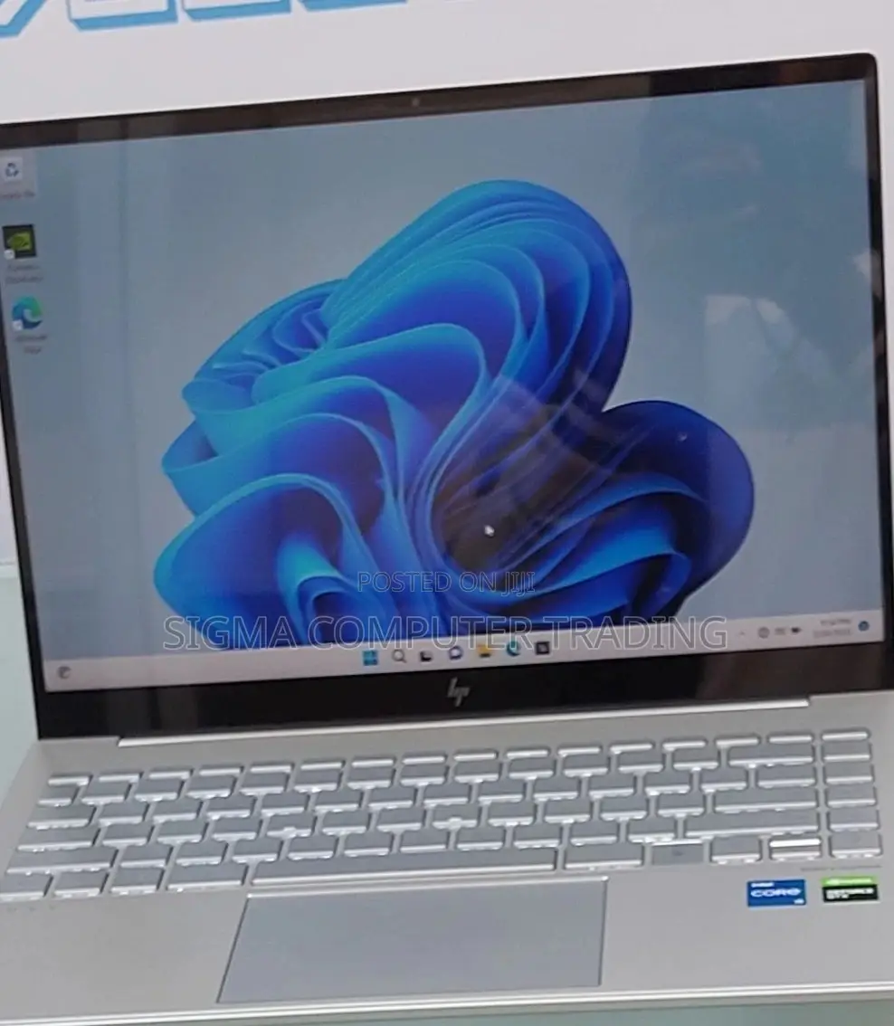 New Laptop HP Envy 14 16GB Intel Core I5 SSD 512GB
