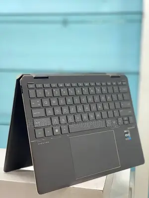 New Laptop HP Spectre X360 16GB Intel Core I7 SSD 1T