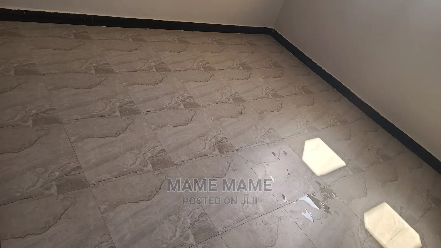 3bdrm Villa in Addis Abeba, Bole for Sale