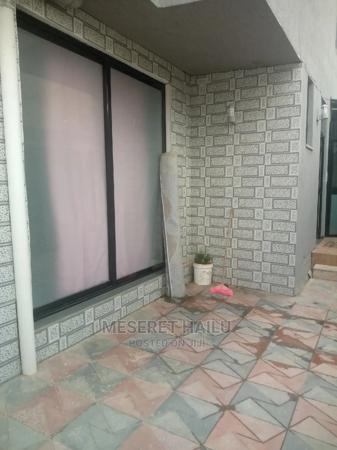Furnished 2bdrm House in Bole Bolbula for rent