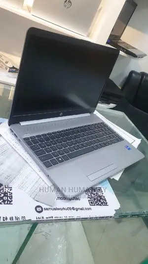 New Laptop HP 14-Dq1088wm 8GB Intel Core I7 SSD 1T