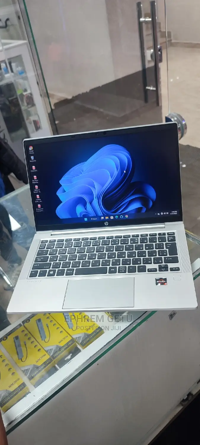 New Laptop HP ProBook 430 8GB AMD SSD 256GB