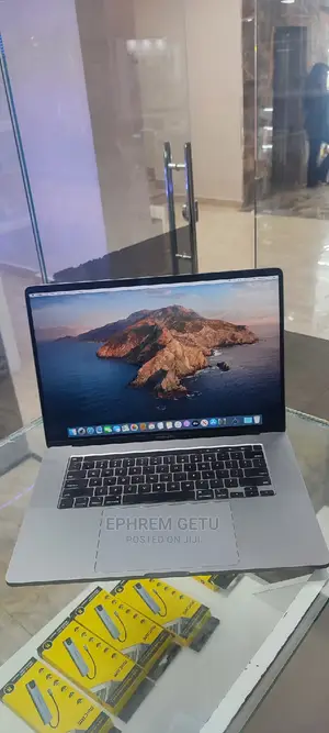 New Laptop Apple MacBook 64GB Intel Core I9 SSD 2T