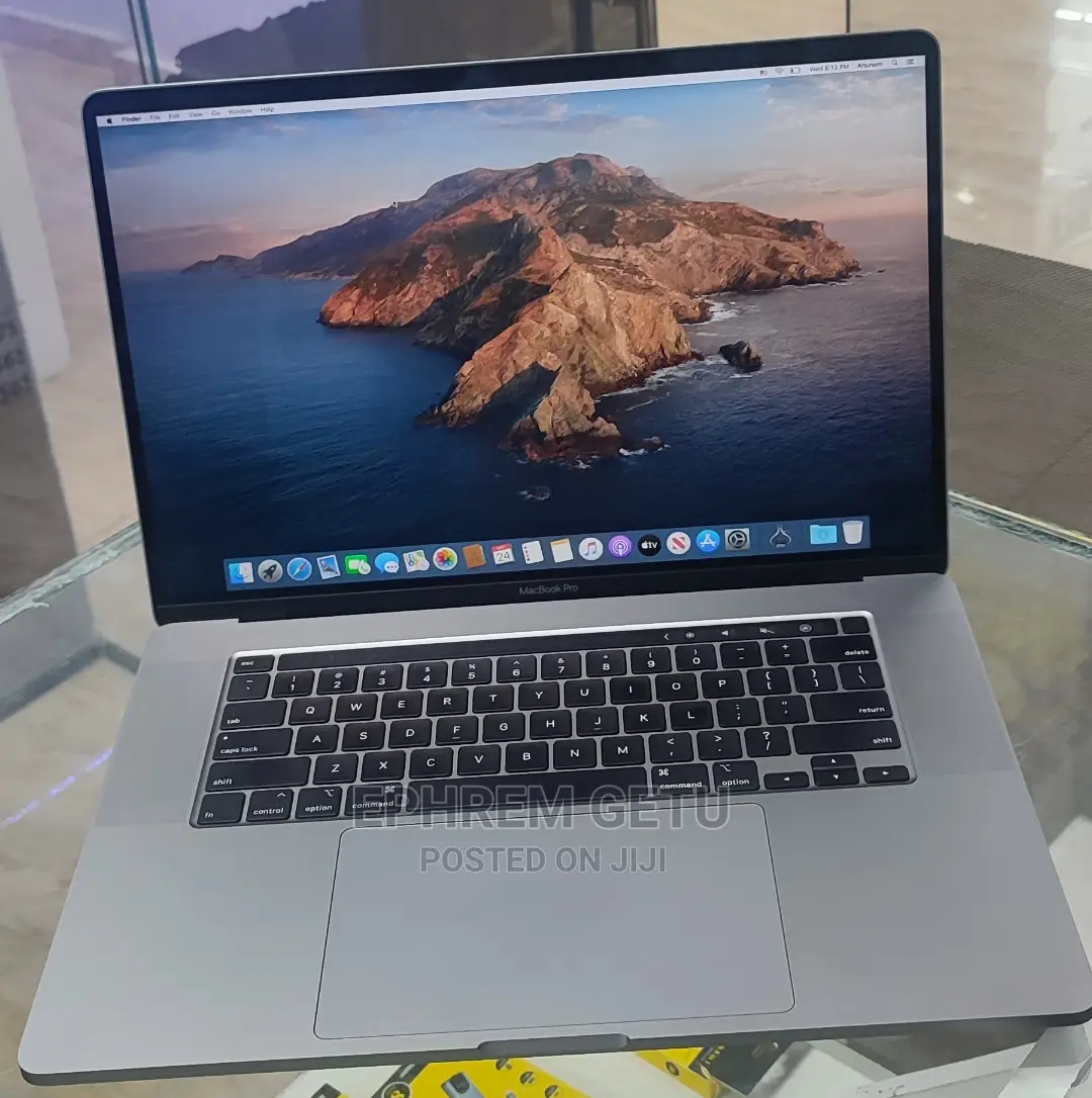 New Laptop Apple MacBook 64GB Intel Core I9 SSD 2T