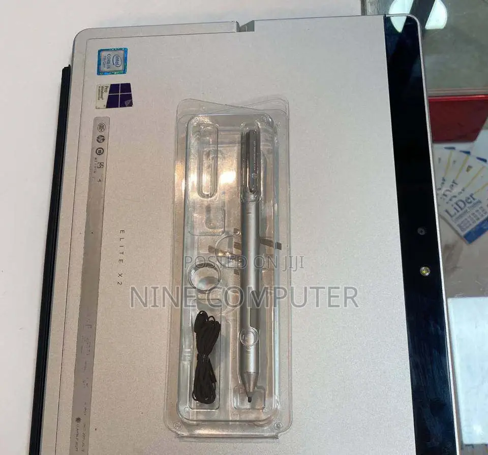 New Laptop Microsoft Surface 8GB Intel Core I5 SSD 256GB