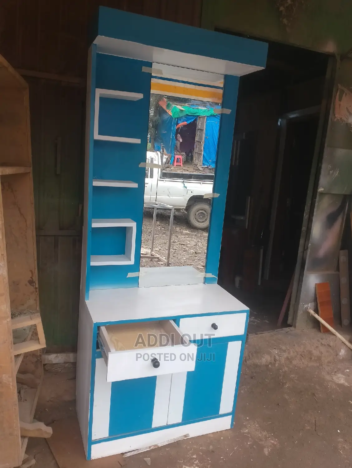 ድሬሲንግ ቴብል/Dressing