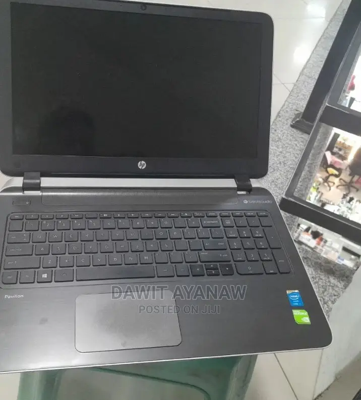 New Laptop HP Pavilion 15 8GB Intel Core I7 HDD 1T