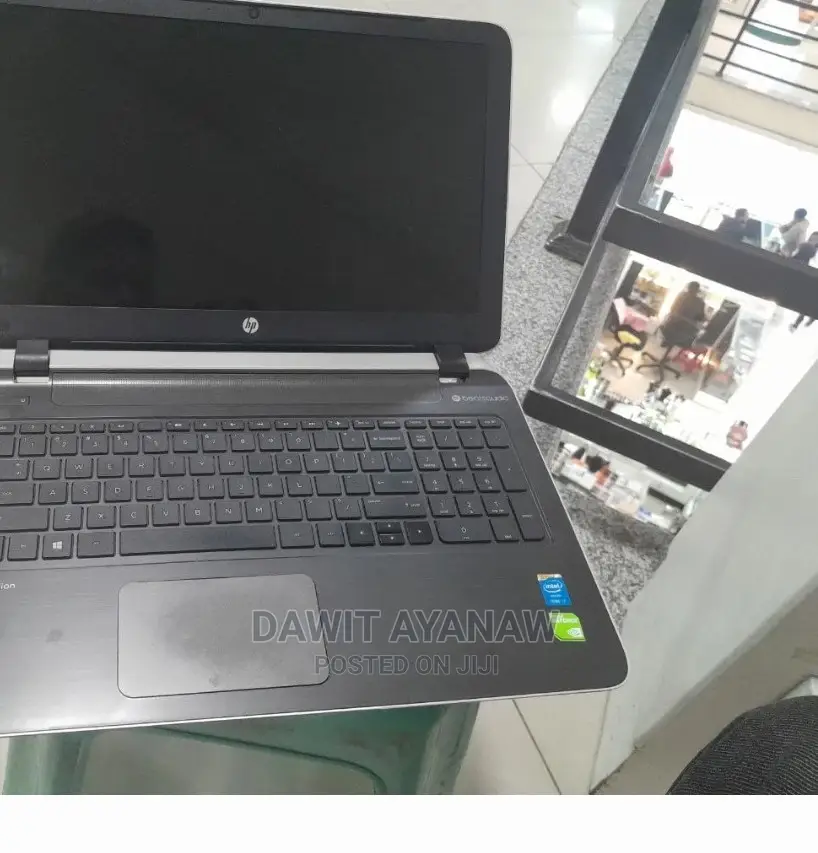 New Laptop HP Pavilion 15 8GB Intel Core I7 HDD 1T
