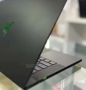New Laptop Razer Blade 16GB AMD Ryzen 9 SSD 1T
