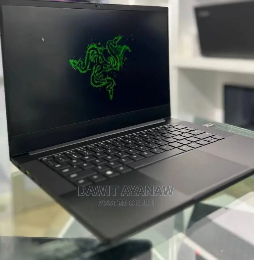 New Laptop Razer Blade 16GB AMD Ryzen 9 SSD 1T