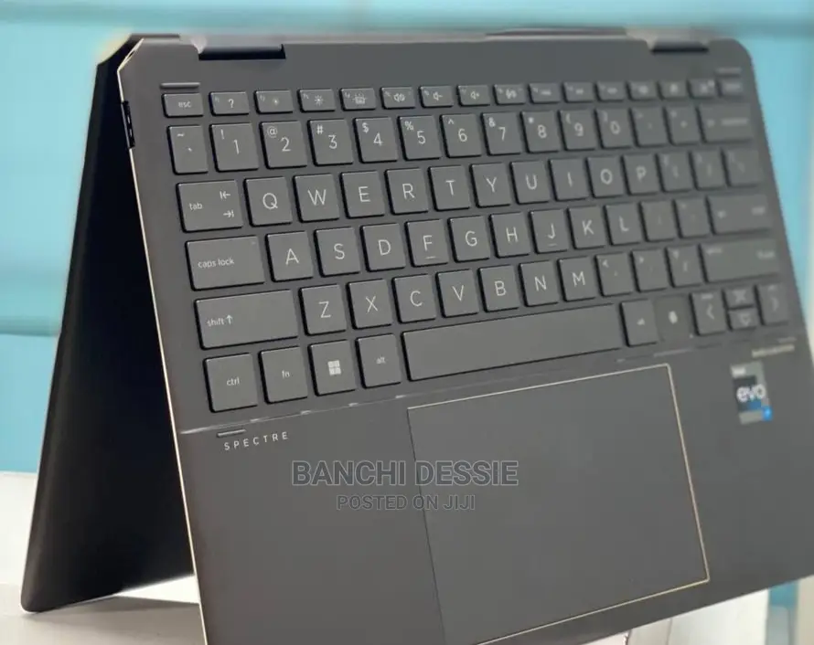 New Laptop HP Spectre 16GB Intel Core I7 SSD 1T