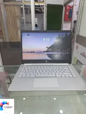 New Laptop HP 8GB Intel Core I7 SSD 512GB