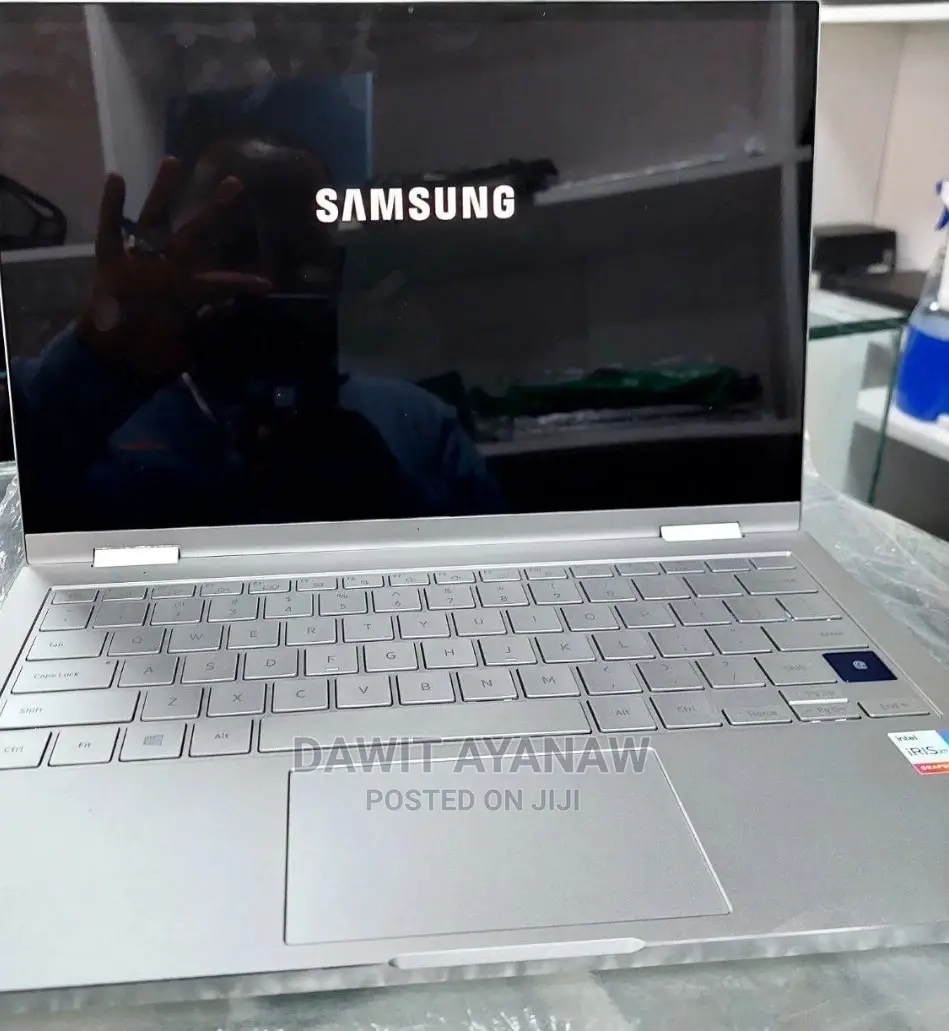 New Laptop Samsung Galaxy Book 2 16GB Intel Core I7 SSD 512GB