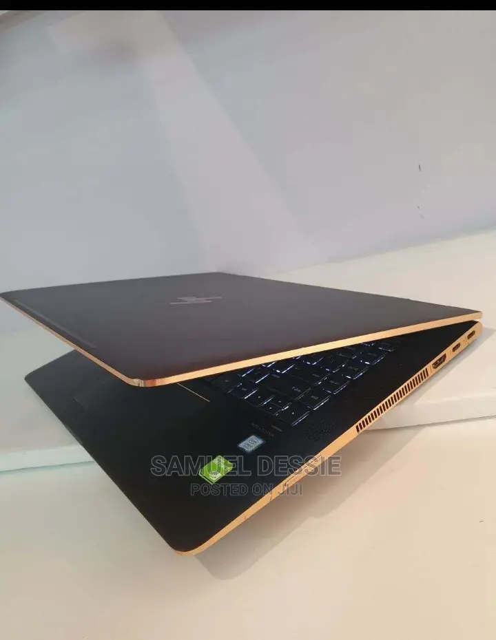 New Laptop HP Spectre 16GB Intel Core I7 SSD 512GB
