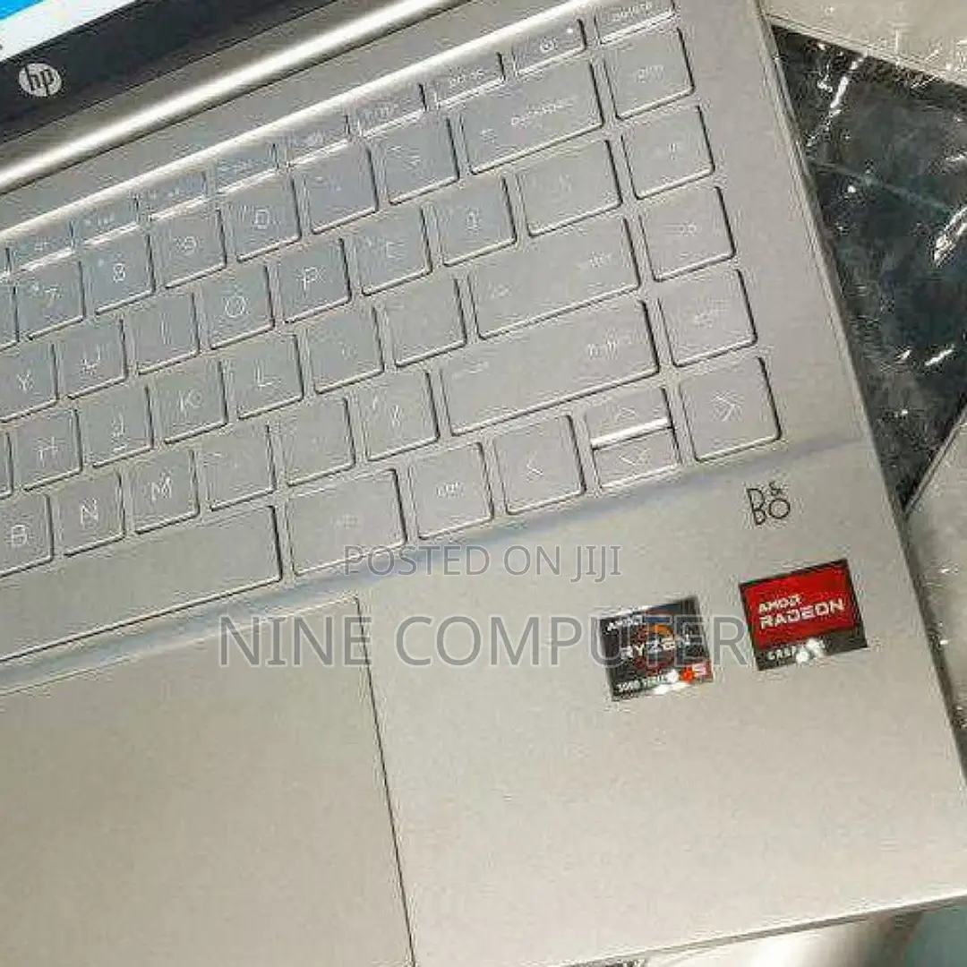 New Laptop HP Pavilion 15 8GB AMD Ryzen 5 SSD 512GB
