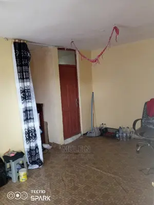 1bdrm Condo in ኣባዶ ኮንደሚኒየም, Yeka for sale