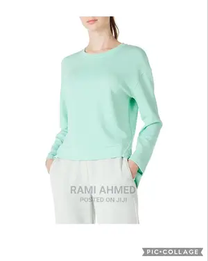 Photo - Women Top (Sweatshirt)