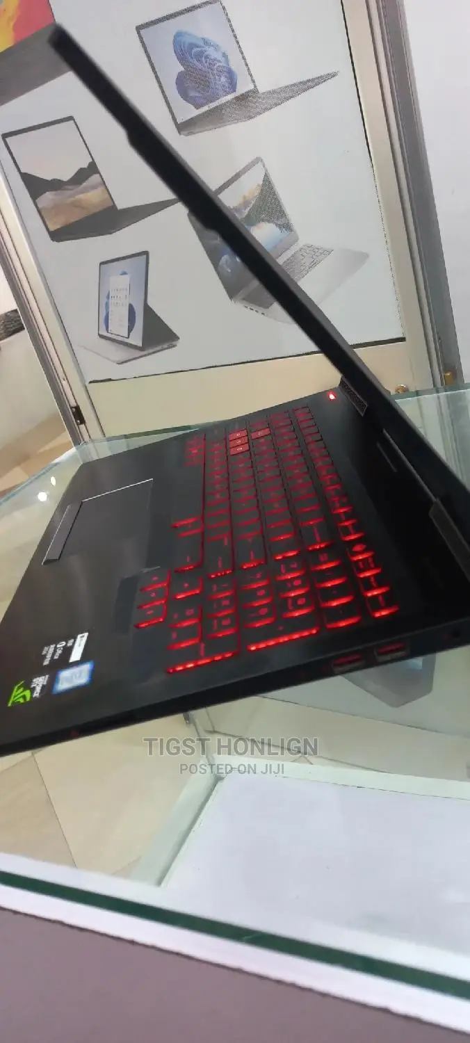 New Laptop HP Omen 15 8GB Intel Core i7 HDD 1T