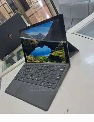 Photo - New Laptop Microsoft Surface Pro 6 8GB Intel Core I5 SSD 256GB