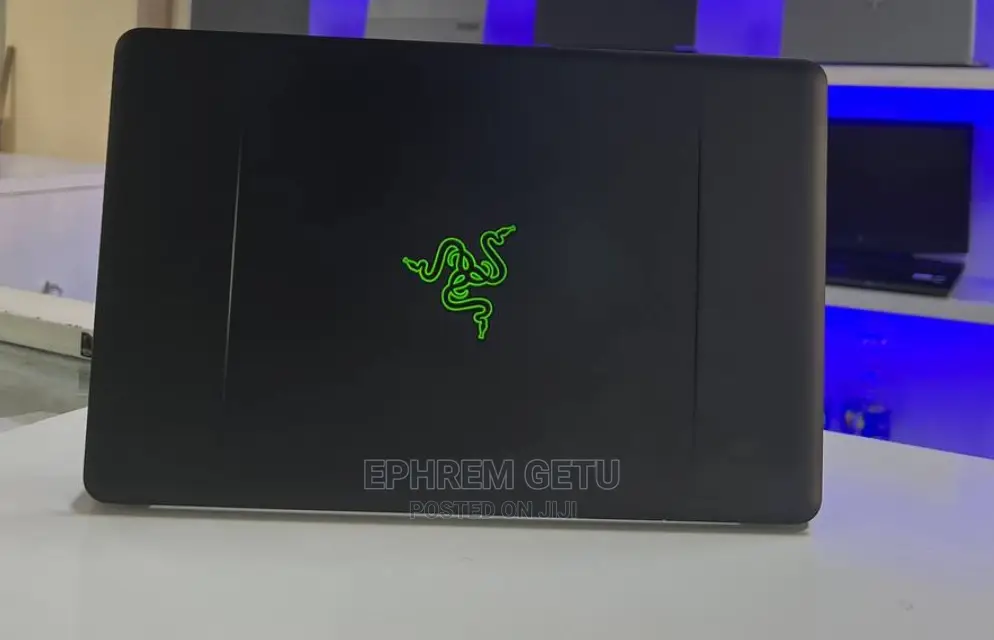 New Laptop Razer Blade 8GB Intel Core I7 SSD 128GB
