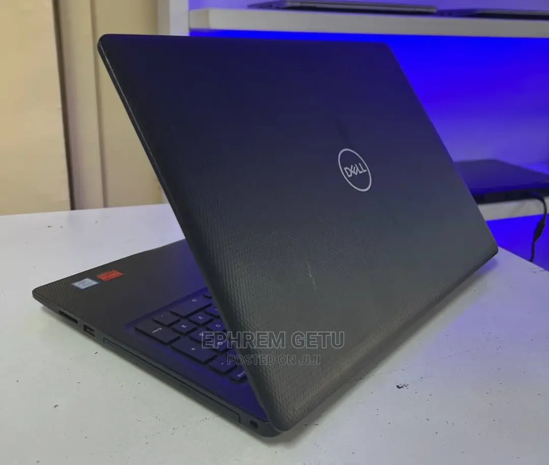 New Laptop Dell Inspiron 15 8GB Intel Core I7 HDD 1T