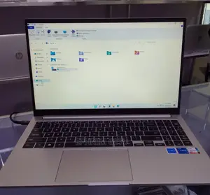 Photo - New Laptop Samsung Galaxy Book 2 8GB Intel Core i5 SSD 512GB