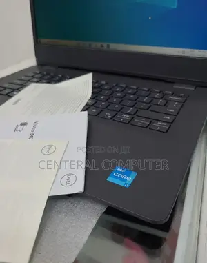 New Laptop Dell Vostro 3700 8GB Intel Core I3 SSD 1T