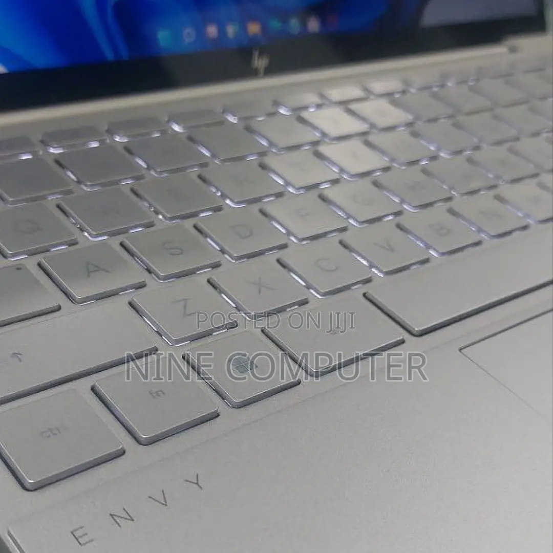 New Laptop HP Envy 13 16GB Intel Core I7 SSD 1T