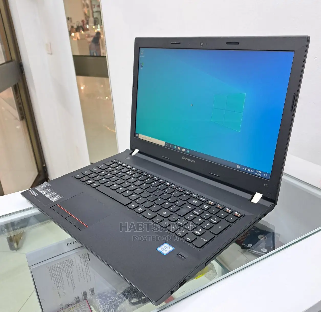 New Laptop Lenovo ThinkPad Yoga 8GB Intel Core I7 HDD 1T