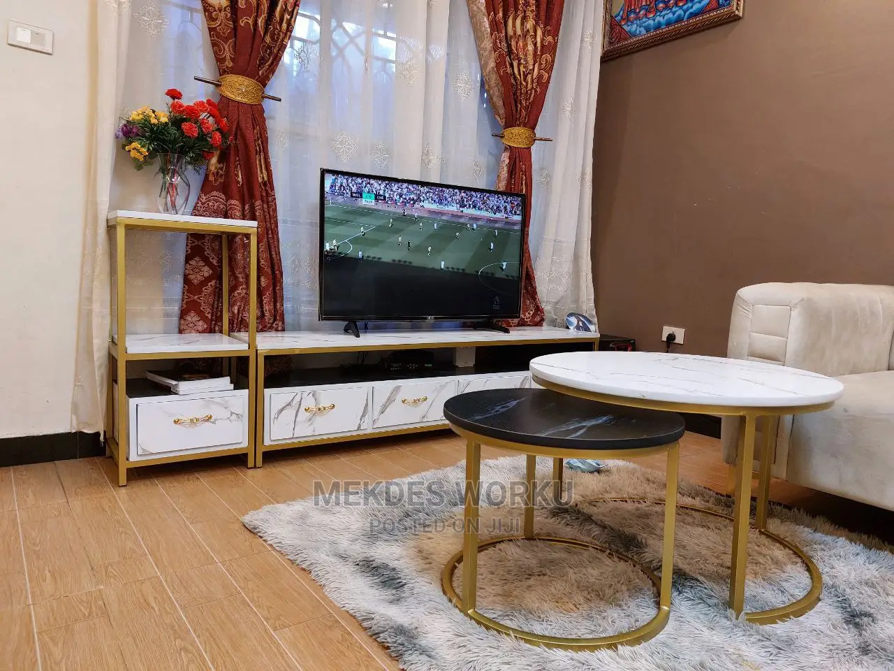 Tv Stand ( Tv ሲታንድ)