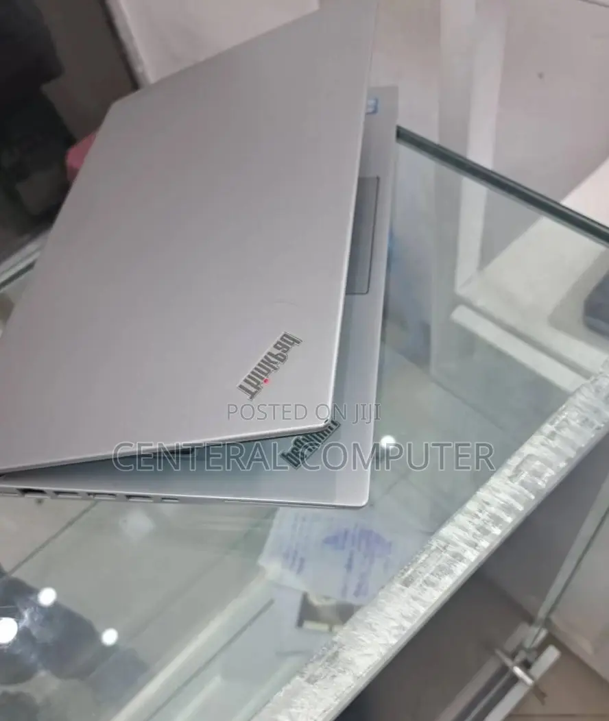 New Laptop Lenovo ThinkPad T470s 12GB Intel Core I7 SSD 512GB