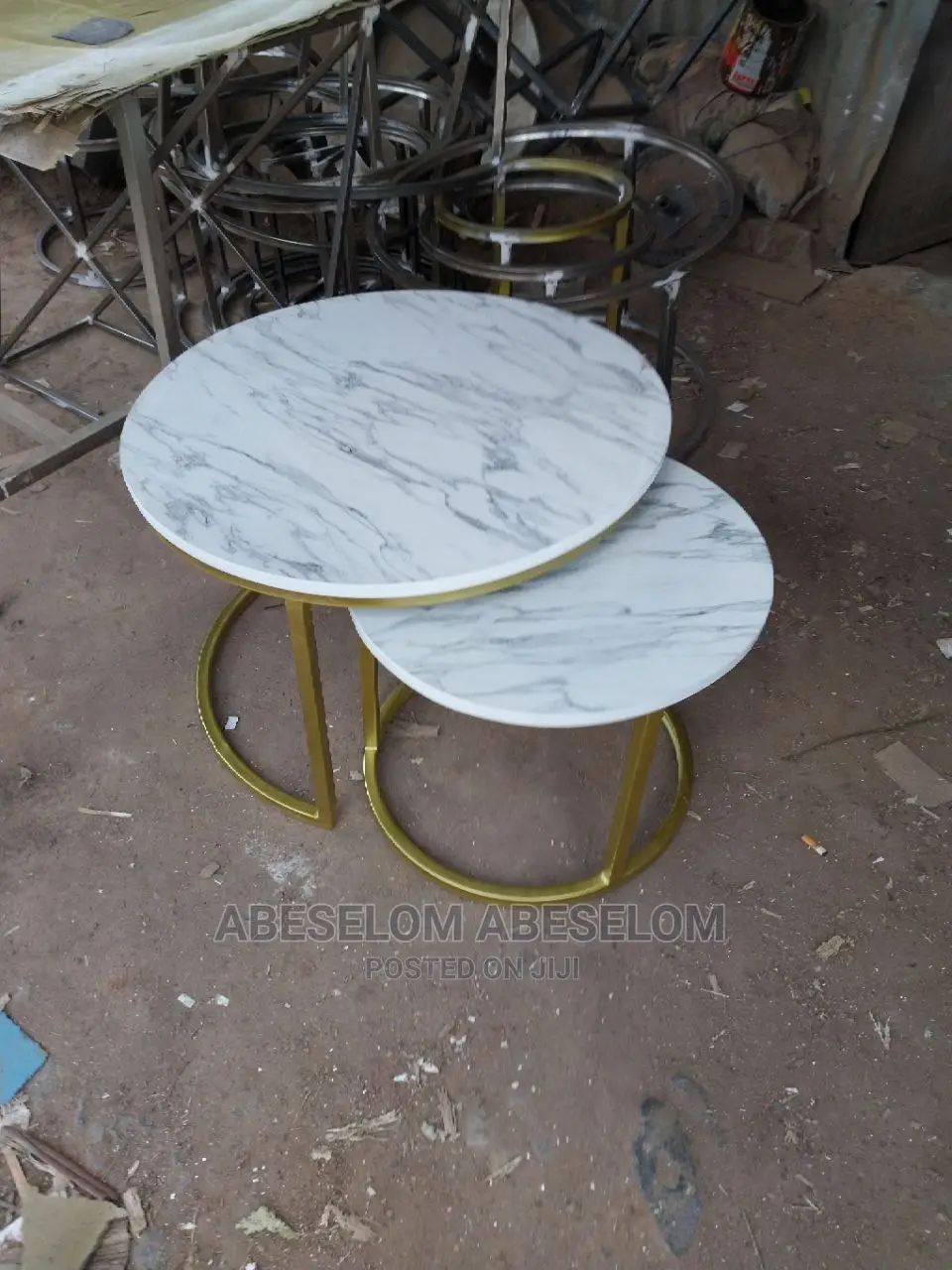 የሚያምሩ ኮፊ ቴብል