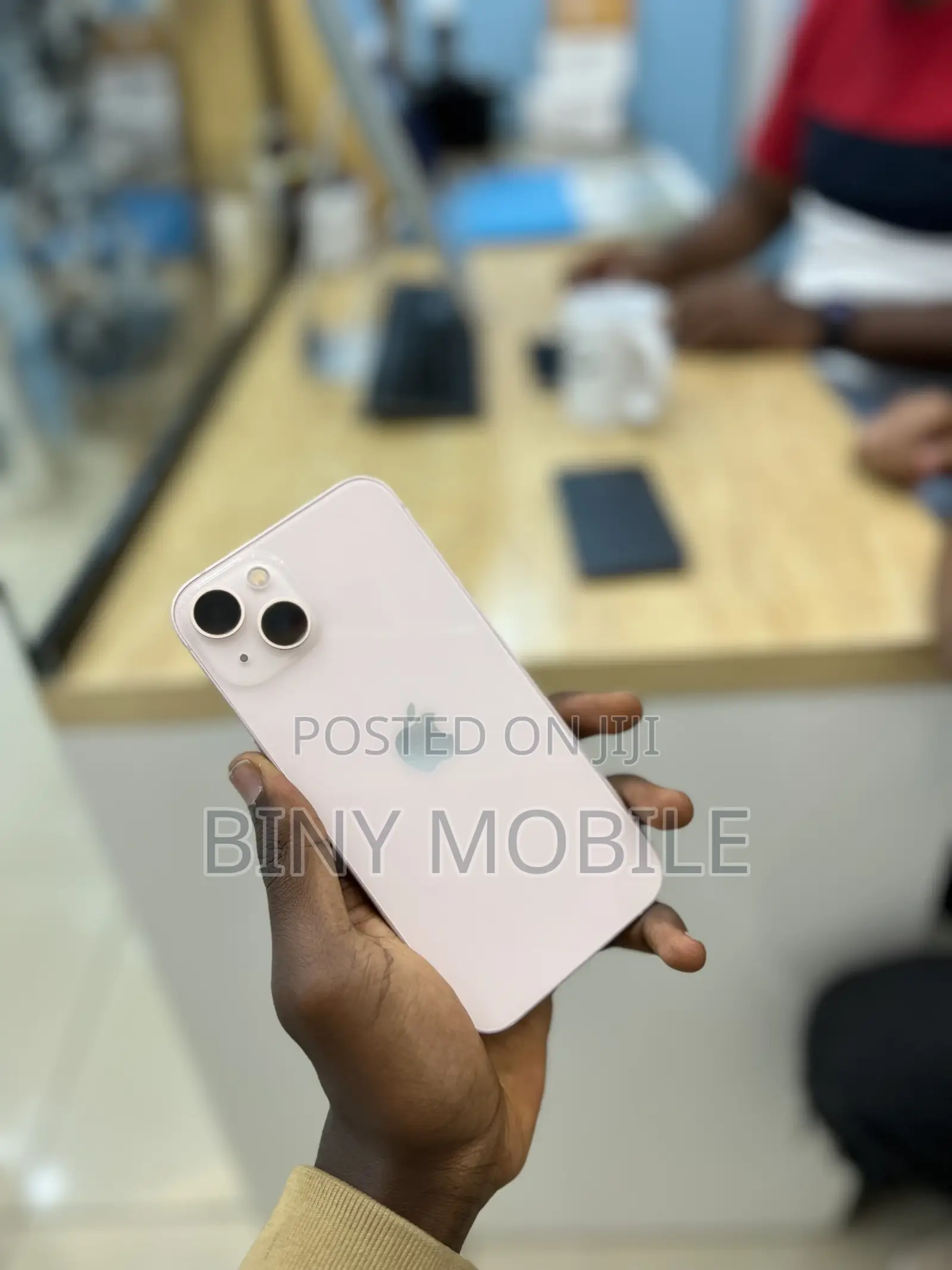 New Apple iPhone 13 128 GB Pink